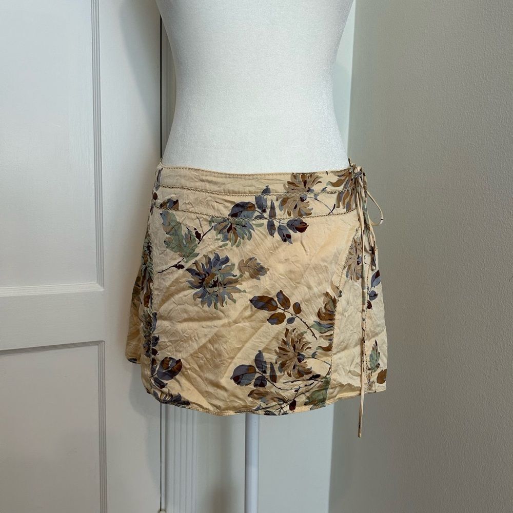 Abercrombie-fitch Women's Tan and Cream Skirt